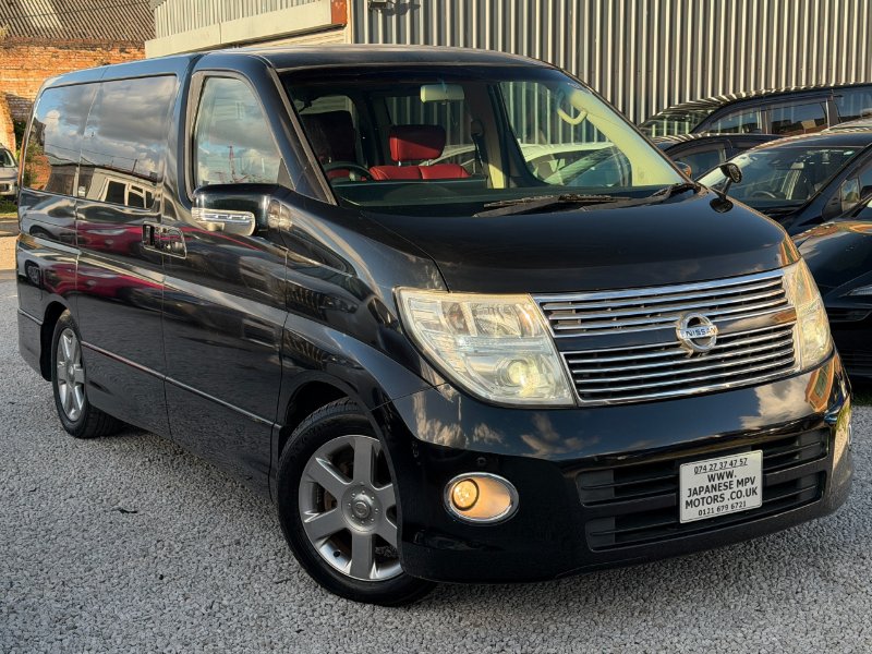 Nissan Elgrand E51 HIGHWAY STAR 3.5L Petrol Automatic MPV 8 Seater 360 Camera Red Leather for sale in Birmingham