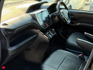 /photos/12270/c5d3dbca-61e5-f66a-d792-452c3fc5a751_i320x240.jpg